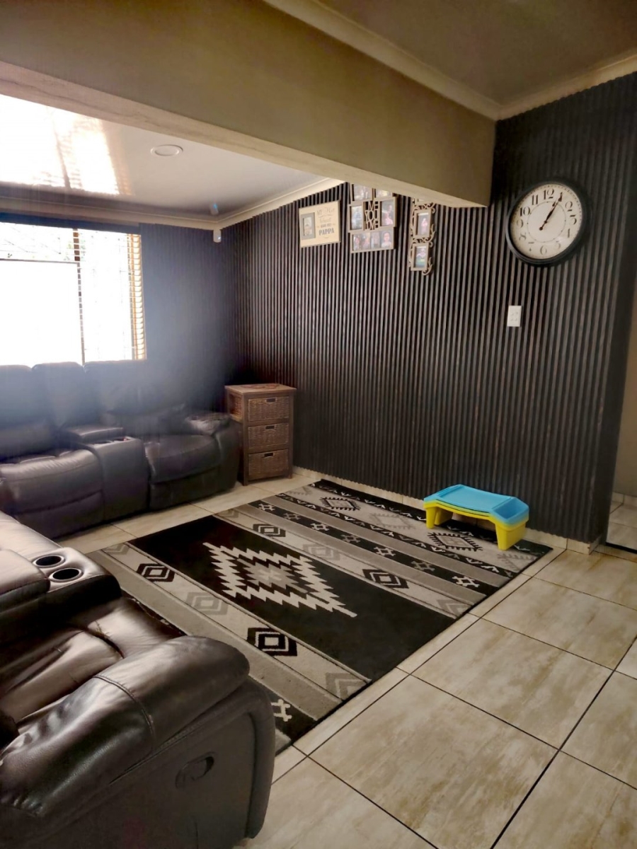 3 Bedroom Property for Sale in Sasolburg Free State